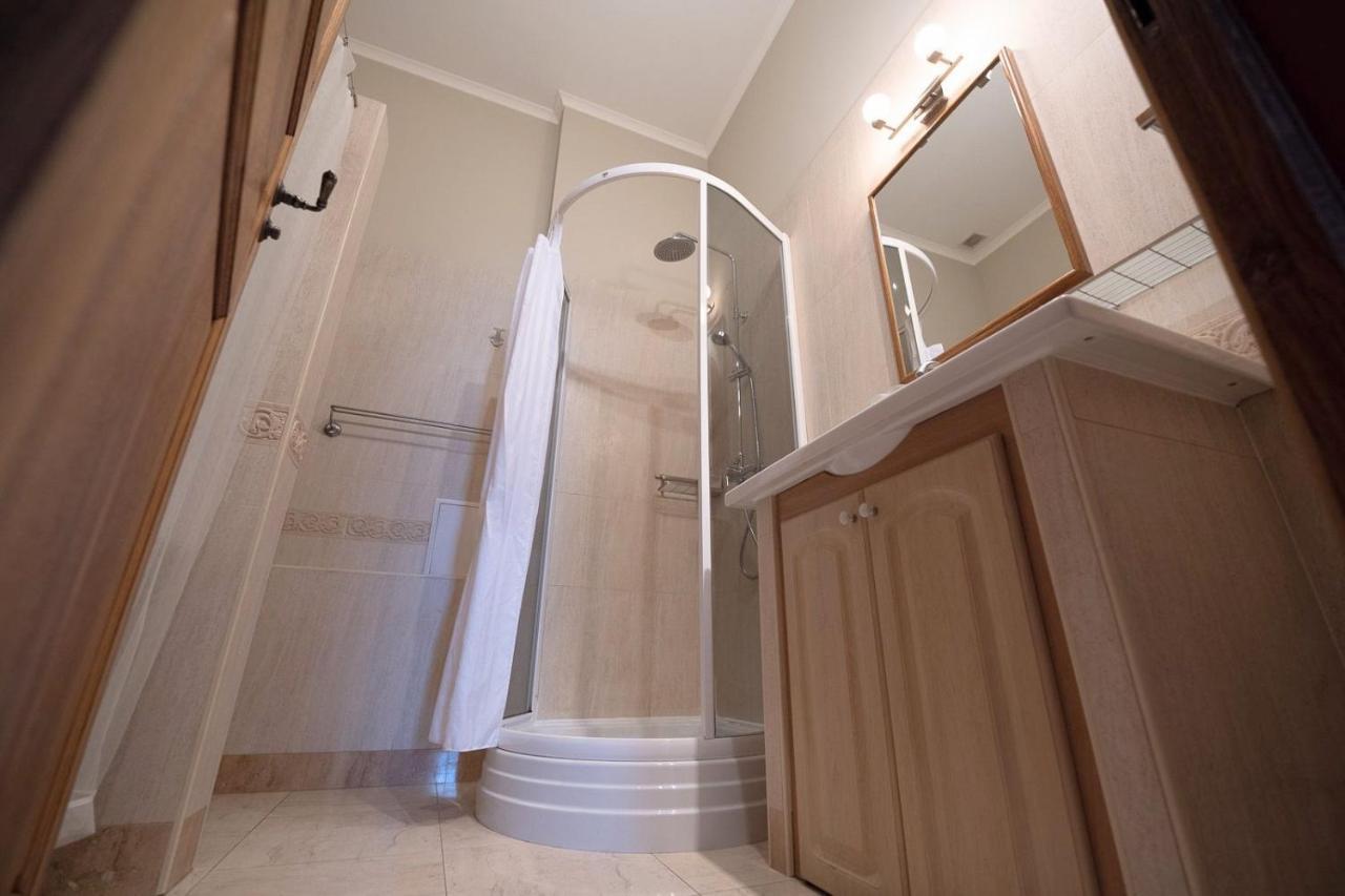 Great 144 Sq.M. Apartment In The Center Of Kiev Extérieur photo
