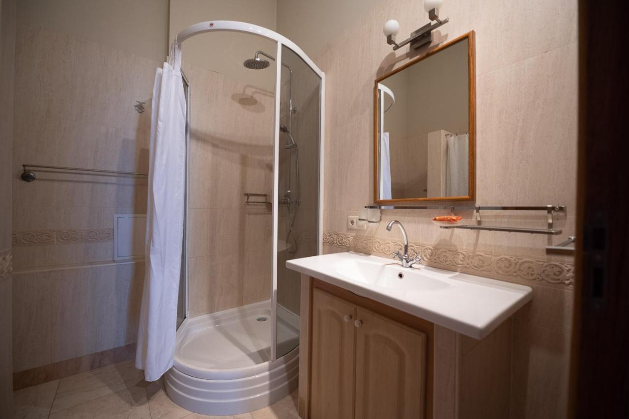 Great 144 Sq.M. Apartment In The Center Of Kiev Extérieur photo
