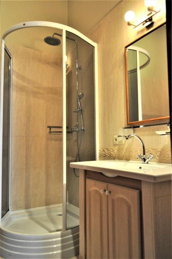 Great 144 Sq.M. Apartment In The Center Of Kiev Extérieur photo