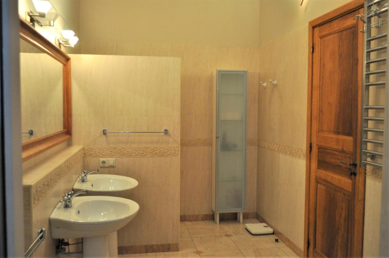 Great 144 Sq.M. Apartment In The Center Of Kiev Extérieur photo